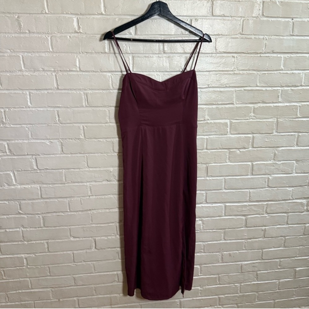 Abercrombie & Fitch Burgundy Midi Dress w/slit